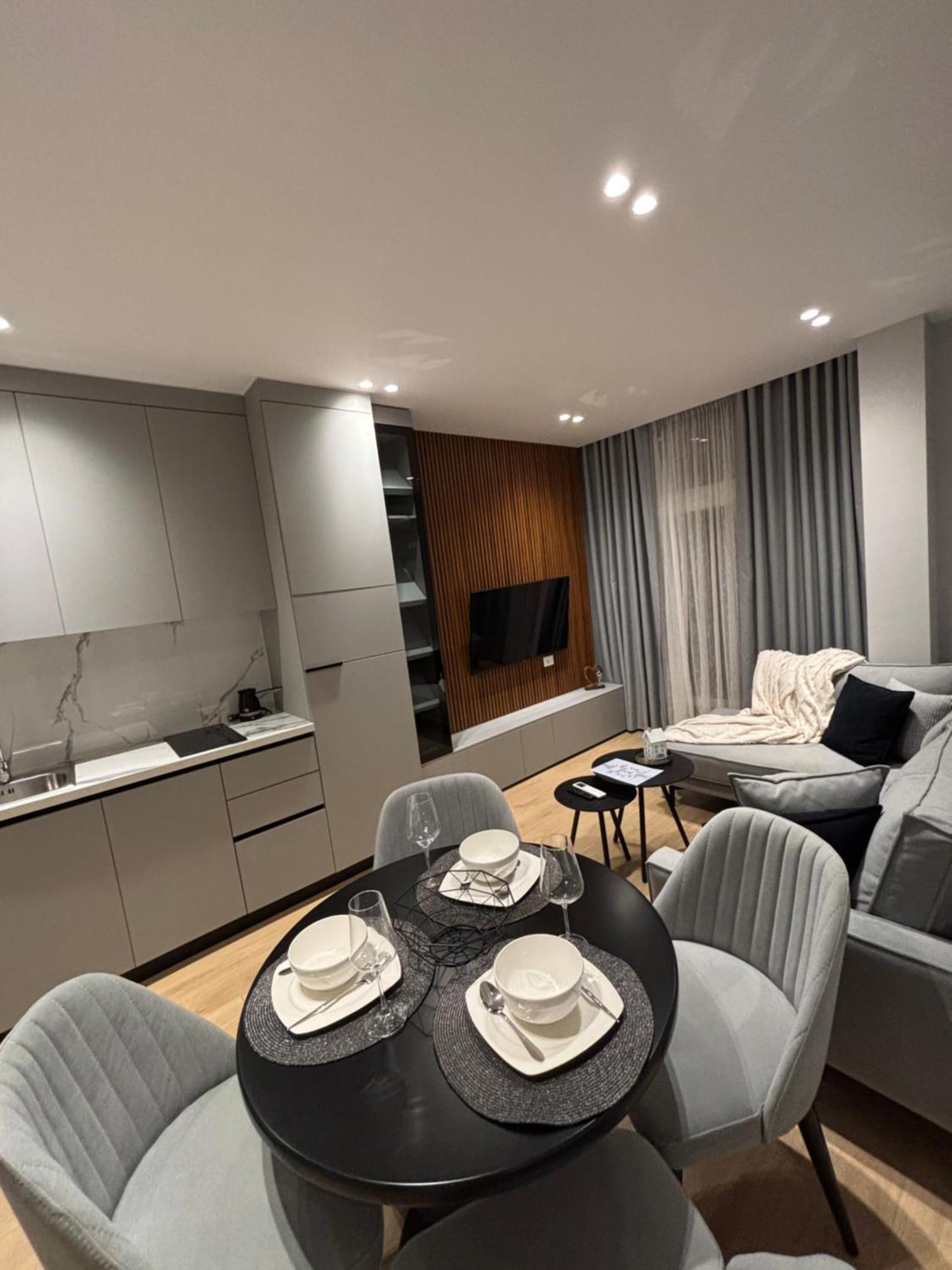 Elrej Apartments ติรานา ภายนอก รูปภาพ